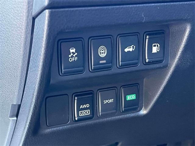 used 2019 Nissan Rogue car, priced at $12,956