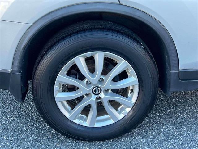 used 2019 Nissan Rogue car, priced at $12,956