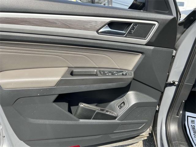 used 2022 Volkswagen Atlas Cross Sport car, priced at $24,114