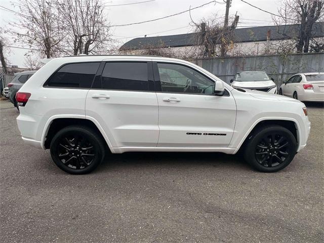 used 2018 Jeep Grand Cherokee car, priced at $14,181
