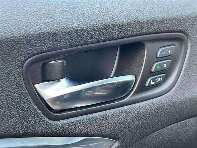 used 2020 Acura MDX car, priced at $23,887