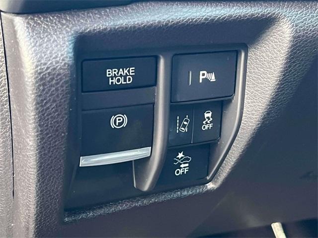 used 2020 Acura MDX car, priced at $23,887