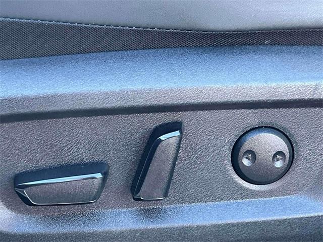 used 2023 Nissan Rogue car, priced at $18,152