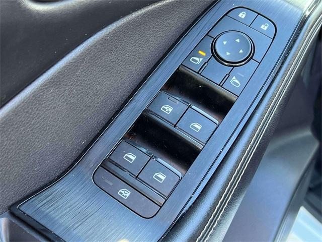 used 2023 Nissan Rogue car, priced at $18,152