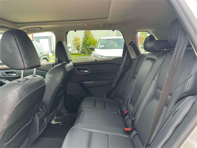 used 2021 Nissan Rogue car, priced at $15,536