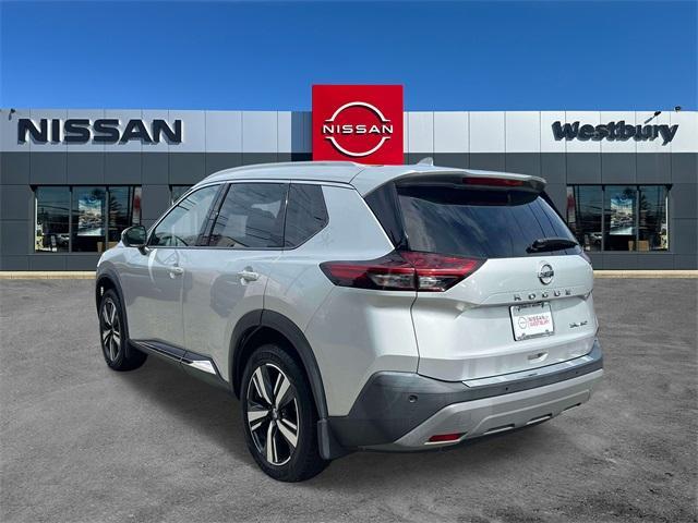 used 2021 Nissan Rogue car, priced at $15,536