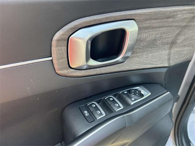 used 2022 Kia Sorento car, priced at $26,031