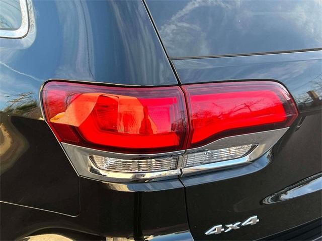 used 2021 Jeep Grand Cherokee car, priced at $23,301