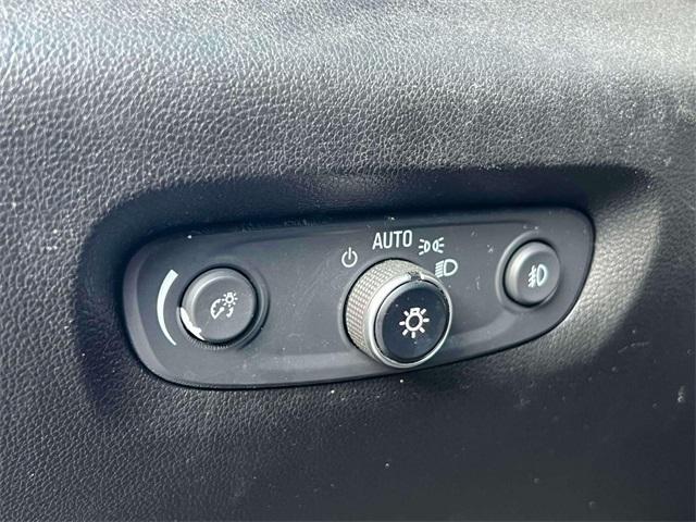 used 2019 Chevrolet Traverse car, priced at $19,693