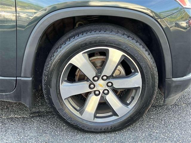 used 2019 Chevrolet Traverse car, priced at $19,693