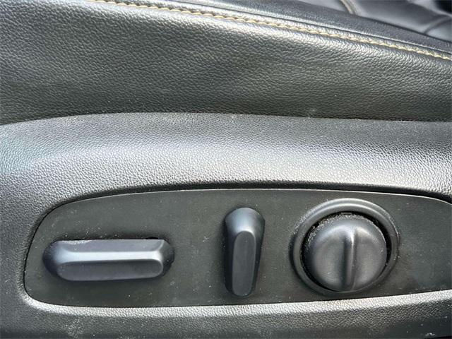 used 2019 Chevrolet Traverse car, priced at $19,693