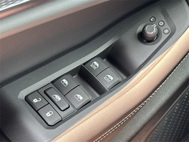 new 2025 Jeep Grand Cherokee car, priced at $44,063