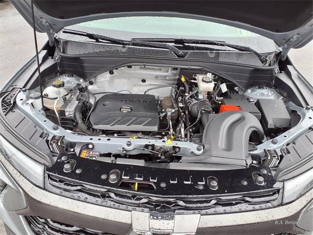 used 2025 Chevrolet TrailBlazer car, priced at $27,126