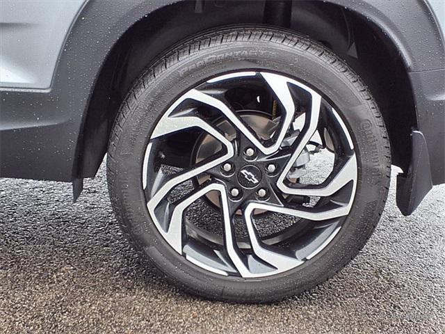 used 2025 Chevrolet TrailBlazer car, priced at $27,126