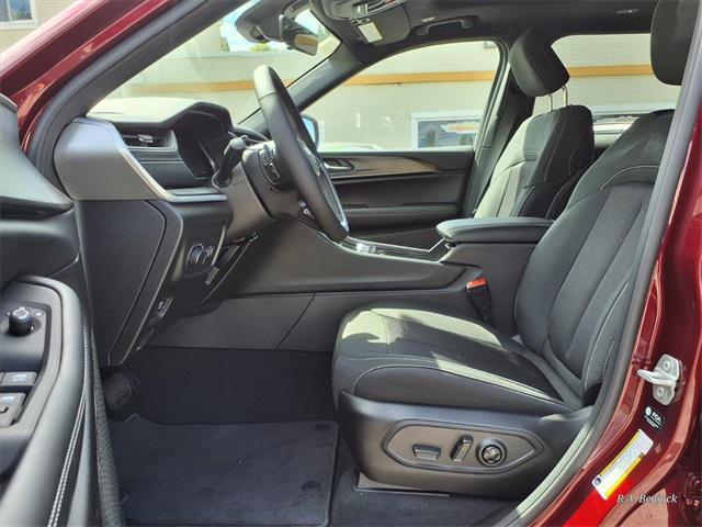 new 2025 Jeep Grand Cherokee L car, priced at $42,914