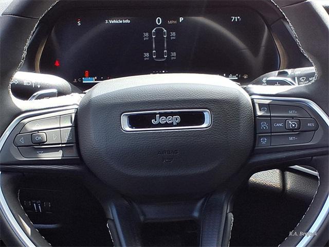 new 2025 Jeep Grand Cherokee L car, priced at $42,914