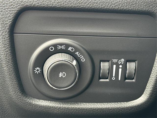new 2025 Jeep Grand Cherokee L car, priced at $50,084