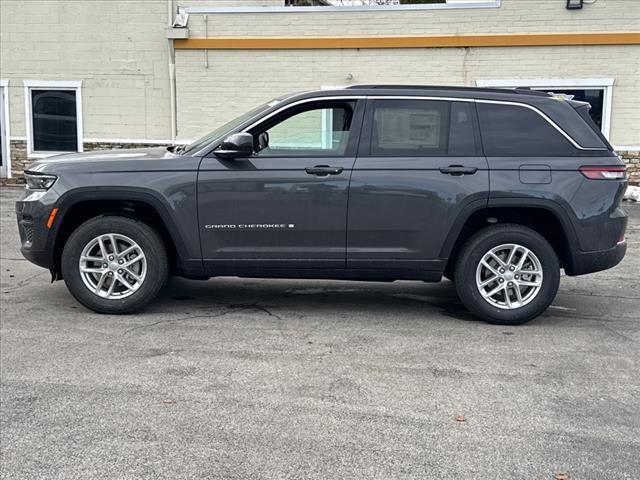 new 2025 Jeep Grand Cherokee car, priced at $40,981