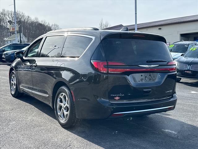 used 2023 Chrysler Pacifica car, priced at $28,998