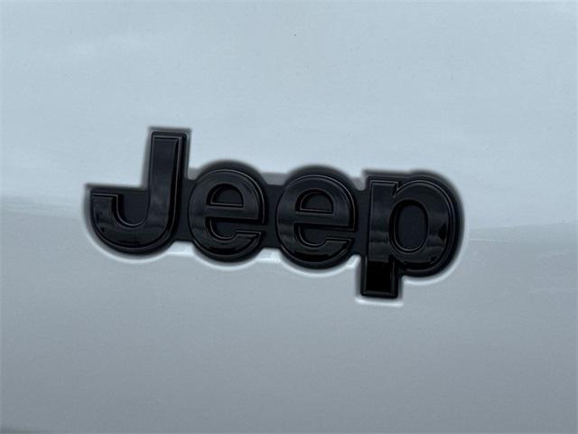 new 2025 Jeep Grand Cherokee L car, priced at $45,215