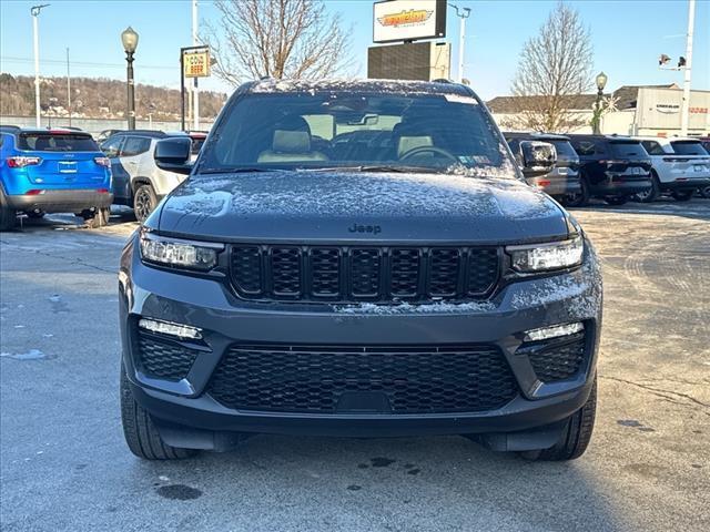 new 2025 Jeep Grand Cherokee car, priced at $49,158