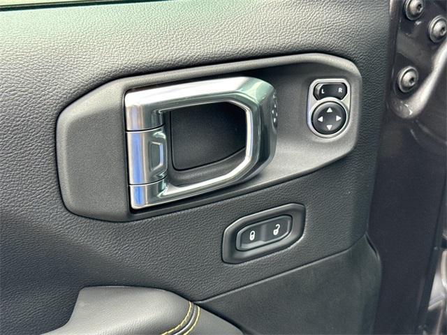 new 2025 Jeep Wrangler car, priced at $52,974
