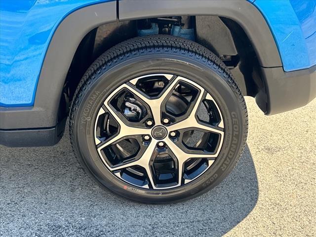 new 2025 Jeep Compass car, priced at $35,801