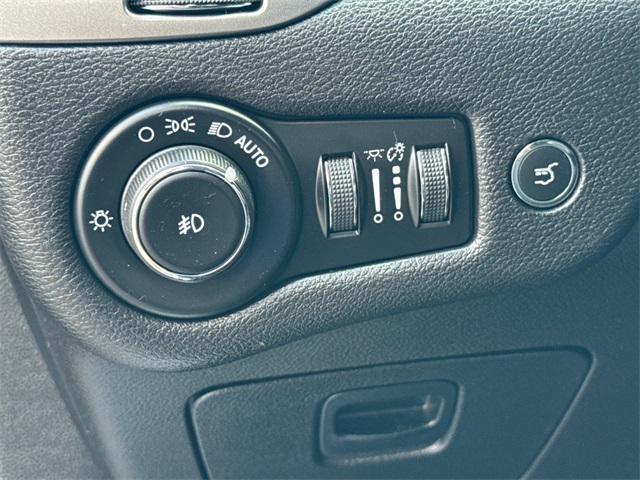 used 2019 Jeep Cherokee car, priced at $17,493