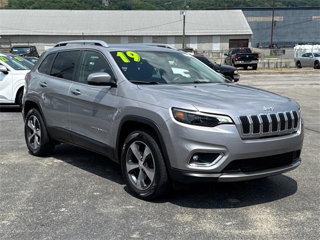 used 2019 Jeep Cherokee car, priced at $17,494