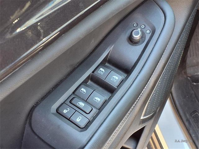 used 2021 Jeep Grand Cherokee L car, priced at $27,999