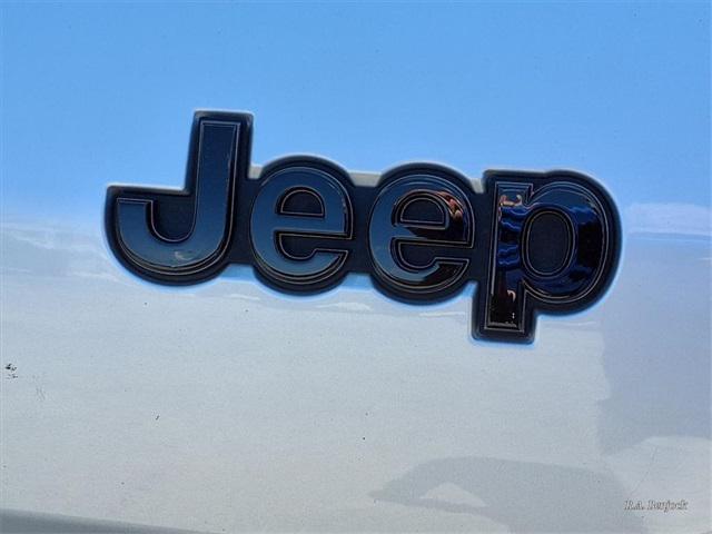 used 2021 Jeep Grand Cherokee L car, priced at $27,999