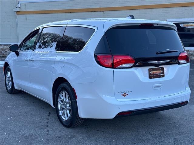 new 2025 Chrysler Voyager car, priced at $39,484