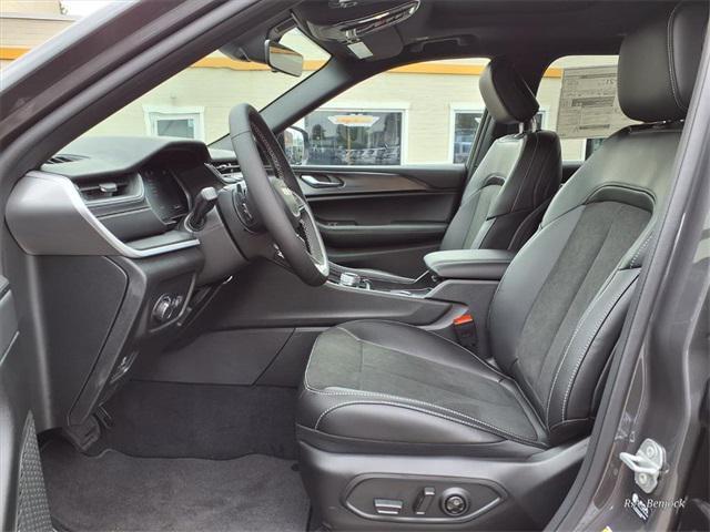 new 2025 Jeep Grand Cherokee L car, priced at $46,534