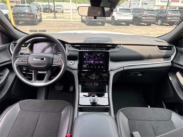 new 2025 Jeep Grand Cherokee L car, priced at $45,307