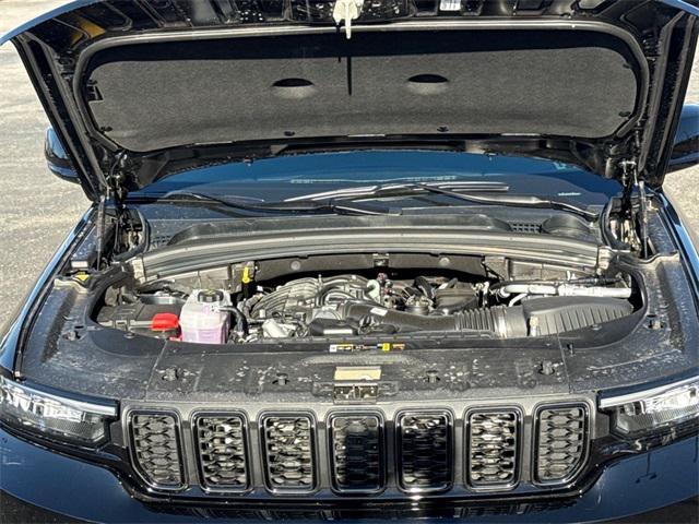 new 2025 Jeep Grand Cherokee L car, priced at $47,384