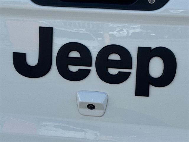 used 2022 Jeep Gladiator car, priced at $28,703