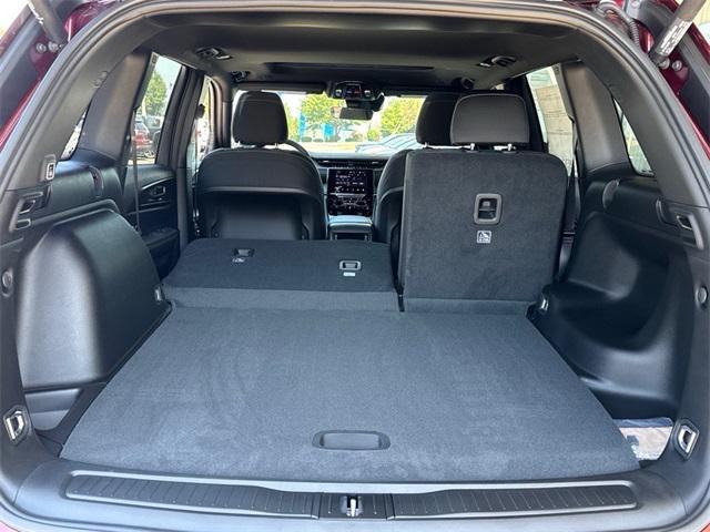 new 2025 Jeep Grand Cherokee car, priced at $41,665