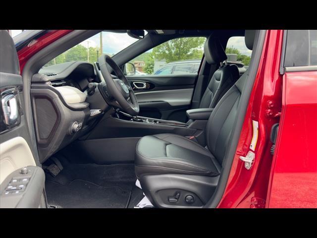 new 2024 Jeep Compass car, priced at $35,106