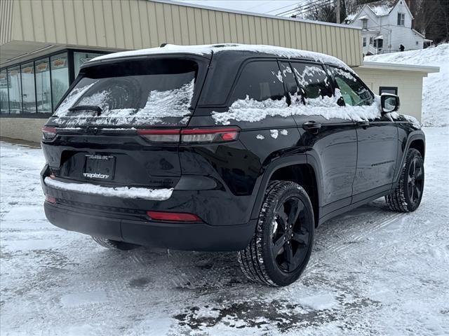 new 2025 Jeep Grand Cherokee car, priced at $49,158