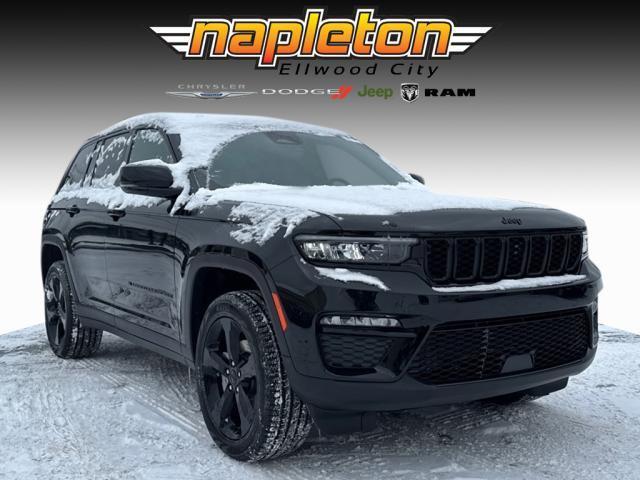 new 2025 Jeep Grand Cherokee car, priced at $49,158