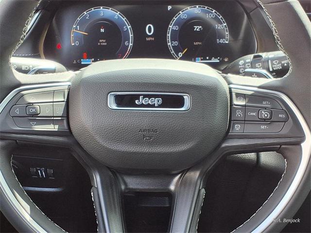 new 2025 Jeep Grand Cherokee L car, priced at $42,401