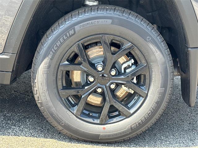 new 2025 Jeep Grand Cherokee L car, priced at $44,843