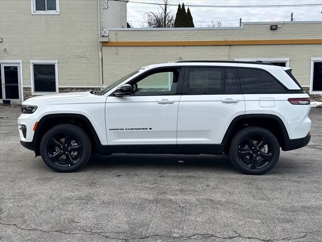 new 2025 Jeep Grand Cherokee car, priced at $48,622