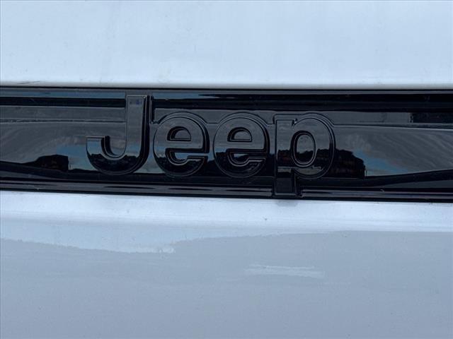 new 2025 Jeep Grand Cherokee car, priced at $48,622