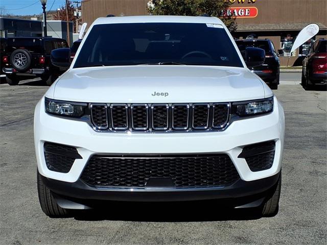 new 2025 Jeep Grand Cherokee car, priced at $38,006
