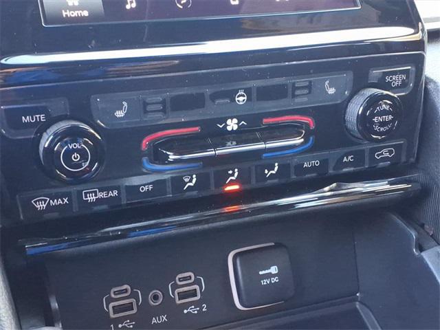 new 2025 Jeep Grand Cherokee car, priced at $38,006