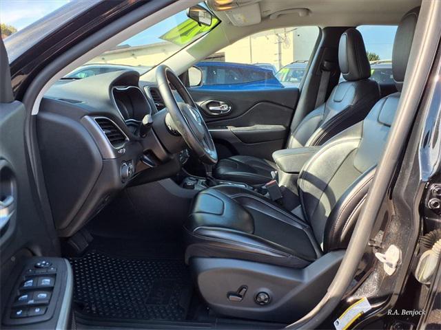 used 2020 Jeep Cherokee car, priced at $20,429