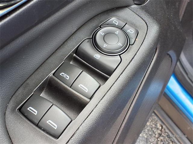 used 2024 Chevrolet Equinox car, priced at $25,819