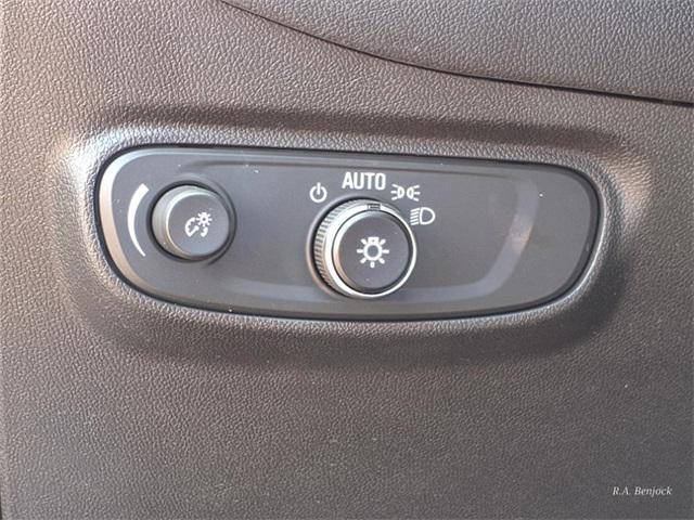 used 2024 Chevrolet Equinox car, priced at $25,819