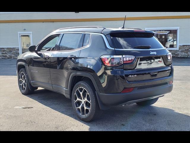 new 2024 Jeep Compass car, priced at $32,000